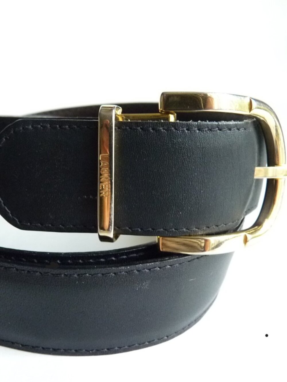 Launer by appointment to H.M. The Queen black adjustable leather belt 37